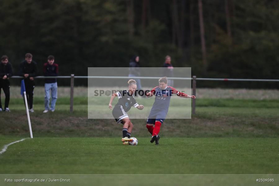 sport, action, Sportgelände, Hiscox Bezirkspokal Unterfranken, Fussball, FVgg Kickers Aschaffenburg, FVG, FFC Adelsberg-Karsbach, FFC, BFV, Adelsberg, Achtelfinale, 17.09.2025 - Bild-ID: 2509085
