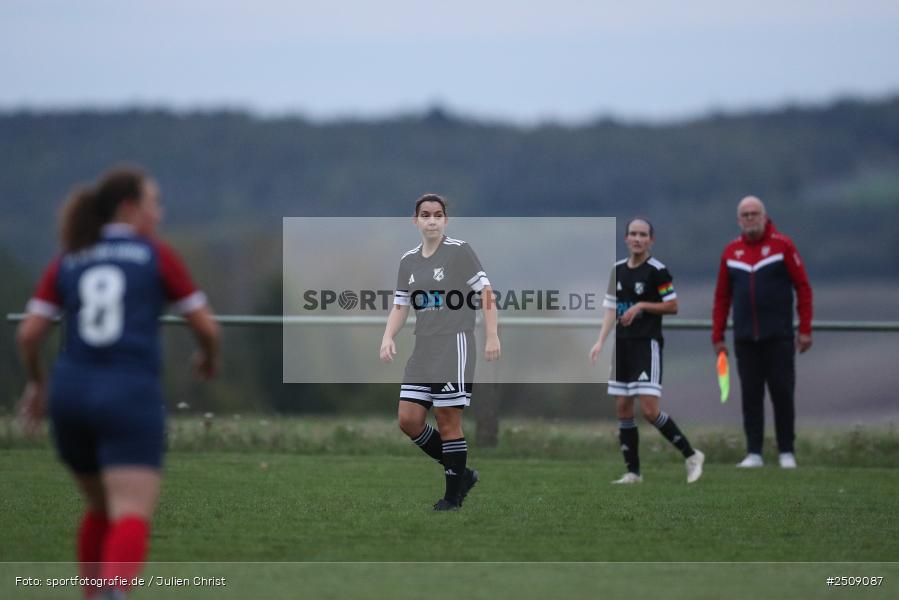 sport, action, Sportgelände, Hiscox Bezirkspokal Unterfranken, Fussball, FVgg Kickers Aschaffenburg, FVG, FFC Adelsberg-Karsbach, FFC, BFV, Adelsberg, Achtelfinale, 17.09.2025 - Bild-ID: 2509087