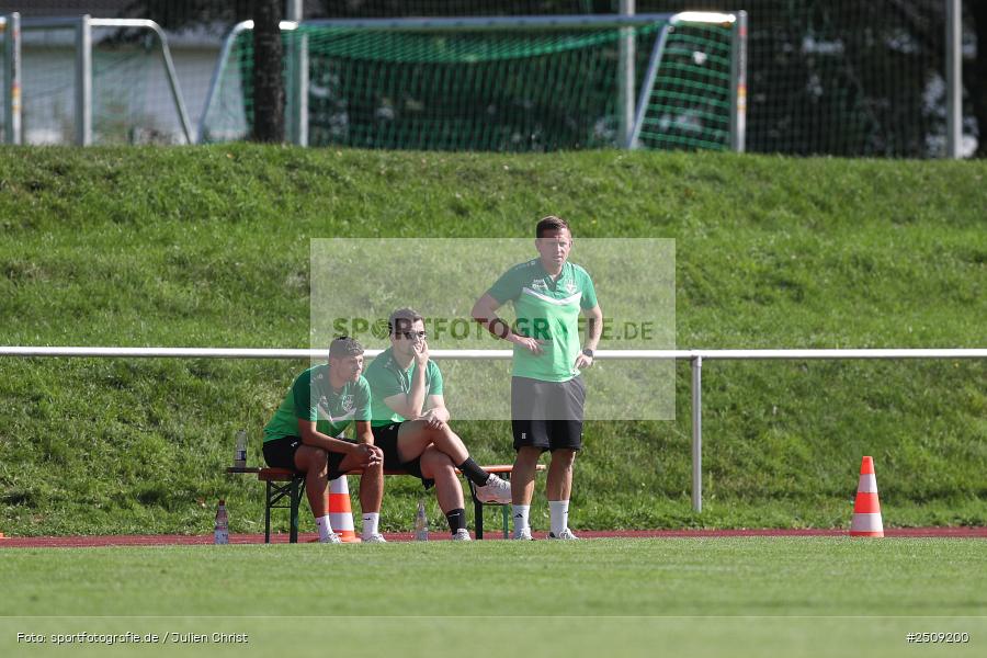 sport, action, TuS 1893 Aschaffenburg-Leider, TUS, Landesliga Nordwest, Fussball, FCB, Dr. Hans Weiß Sportpark, Bad Kissingen, BFV, 20.09.2025, 12. Spieltag, 1. FC 06 Bad Kissingen - Bild-ID: 2509200