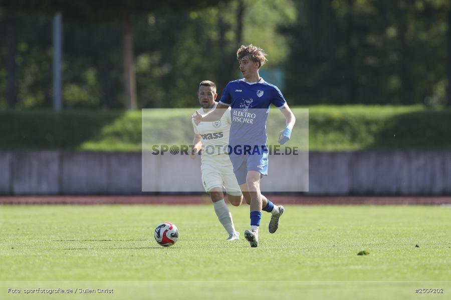 sport, action, TuS 1893 Aschaffenburg-Leider, TUS, Landesliga Nordwest, Fussball, FCB, Dr. Hans Weiß Sportpark, Bad Kissingen, BFV, 20.09.2025, 12. Spieltag, 1. FC 06 Bad Kissingen - Bild-ID: 2509202