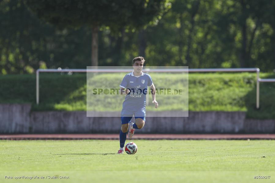sport, action, TuS 1893 Aschaffenburg-Leider, TUS, Landesliga Nordwest, Fussball, FCB, Dr. Hans Weiß Sportpark, Bad Kissingen, BFV, 20.09.2025, 12. Spieltag, 1. FC 06 Bad Kissingen - Bild-ID: 2509217