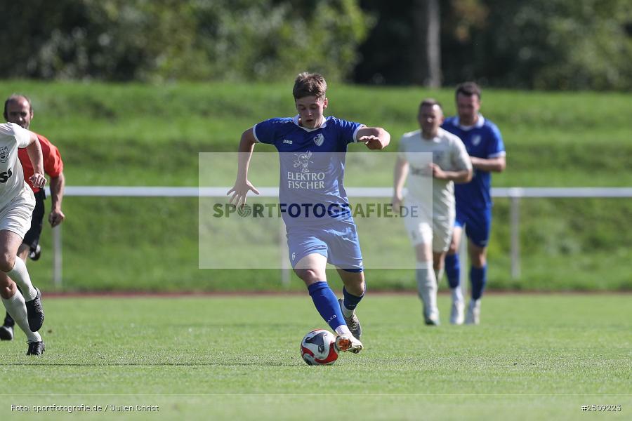 sport, action, TuS 1893 Aschaffenburg-Leider, TUS, Landesliga Nordwest, Fussball, FCB, Dr. Hans Weiß Sportpark, Bad Kissingen, BFV, 20.09.2025, 12. Spieltag, 1. FC 06 Bad Kissingen - Bild-ID: 2509223