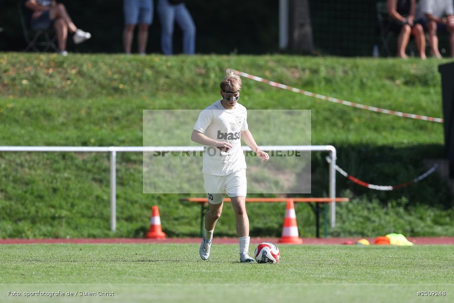 sport, action, TuS 1893 Aschaffenburg-Leider, TUS, Landesliga Nordwest, Fussball, FCB, Dr. Hans Weiß Sportpark, Bad Kissingen, BFV, 20.09.2025, 12. Spieltag, 1. FC 06 Bad Kissingen - Bild-ID: 2509248