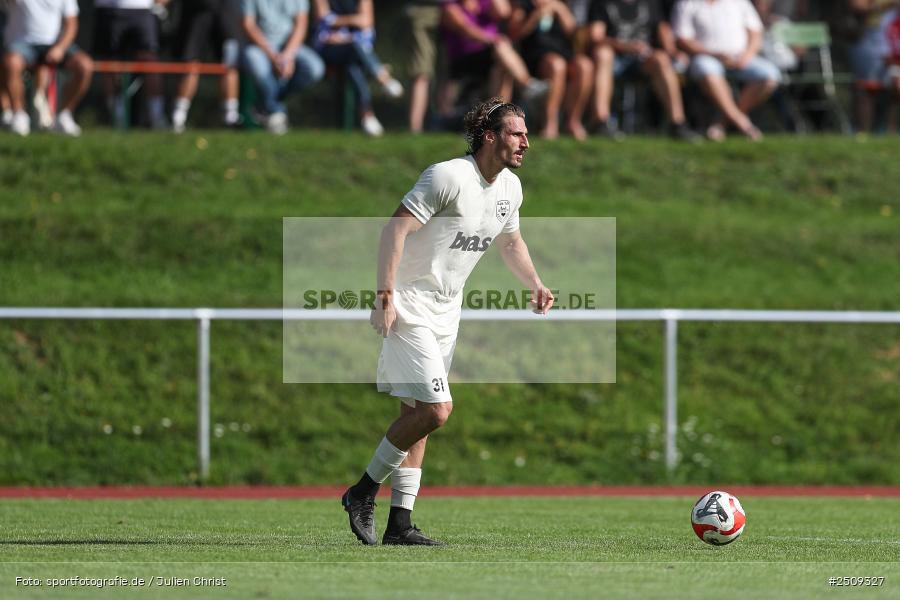 sport, action, TuS 1893 Aschaffenburg-Leider, TUS, Landesliga Nordwest, Fussball, FCB, Dr. Hans Weiß Sportpark, Bad Kissingen, BFV, 20.09.2025, 12. Spieltag, 1. FC 06 Bad Kissingen - Bild-ID: 2509327
