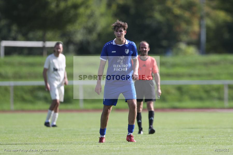 sport, action, TuS 1893 Aschaffenburg-Leider, TUS, Landesliga Nordwest, Fussball, FCB, Dr. Hans Weiß Sportpark, Bad Kissingen, BFV, 20.09.2025, 12. Spieltag, 1. FC 06 Bad Kissingen - Bild-ID: 2509353