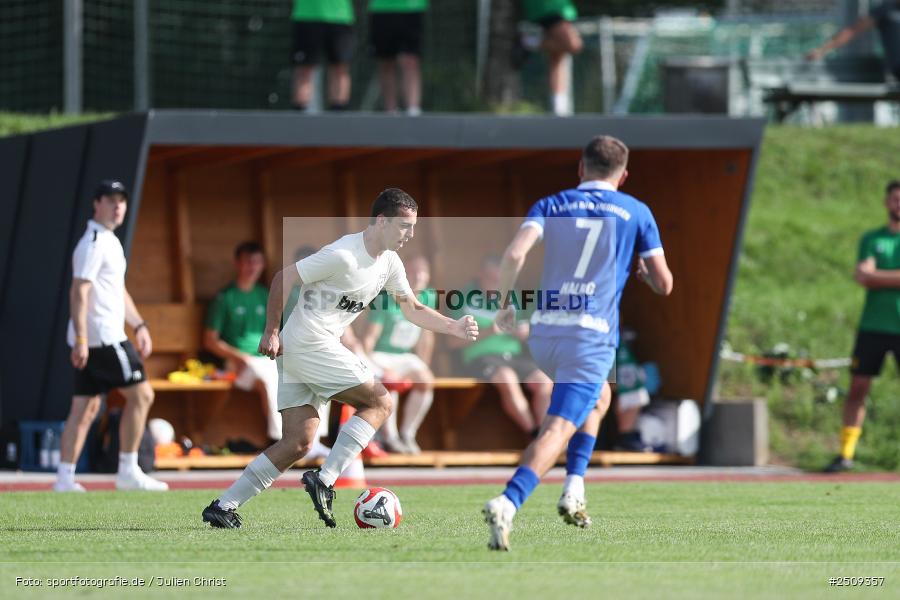 sport, action, TuS 1893 Aschaffenburg-Leider, TUS, Landesliga Nordwest, Fussball, FCB, Dr. Hans Weiß Sportpark, Bad Kissingen, BFV, 20.09.2025, 12. Spieltag, 1. FC 06 Bad Kissingen - Bild-ID: 2509357