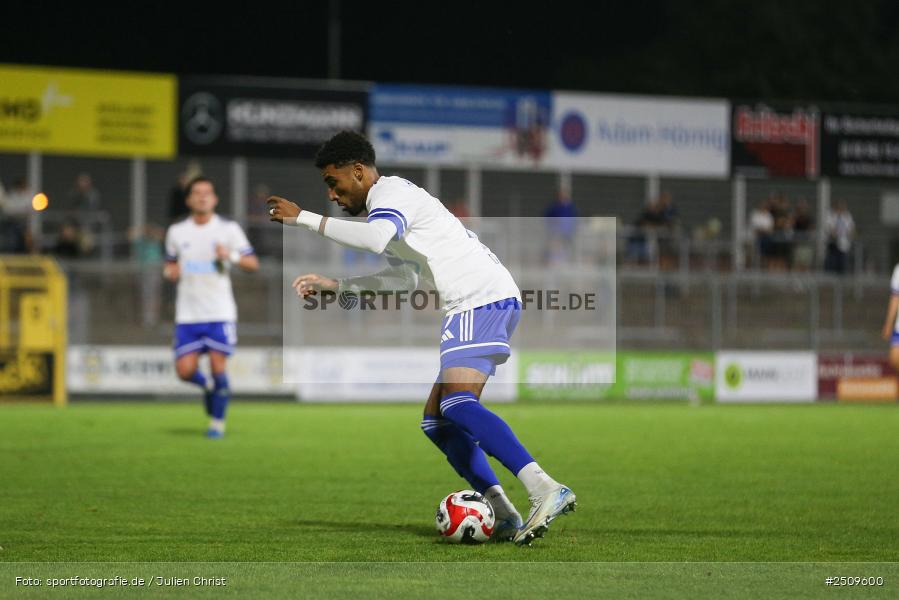 sport, action, Stadion am Schönbusch, SVA, SV Viktoria Aschaffenburg, Regionalliga Bayern, Fussball, DJK Vilzing, DJK, BFV, Aschaffenburg, 9. Spieltag, 19.09.2025 - Bild-ID: 2509600