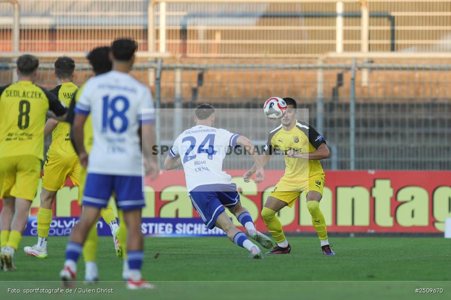 sport, action, Stadion am Schönbusch, SVA, SV Viktoria Aschaffenburg, Regionalliga Bayern, Fussball, DJK Vilzing, DJK, BFV, Aschaffenburg, 9. Spieltag, 19.09.2025 - Bild-ID: 2509670