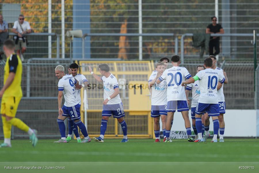sport, action, Stadion am Schönbusch, SVA, SV Viktoria Aschaffenburg, Regionalliga Bayern, Fussball, DJK Vilzing, DJK, BFV, Aschaffenburg, 9. Spieltag, 19.09.2025 - Bild-ID: 2509710