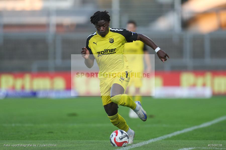sport, action, Stadion am Schönbusch, SVA, SV Viktoria Aschaffenburg, Regionalliga Bayern, Fussball, DJK Vilzing, DJK, BFV, Aschaffenburg, 9. Spieltag, 19.09.2025 - Bild-ID: 2509728