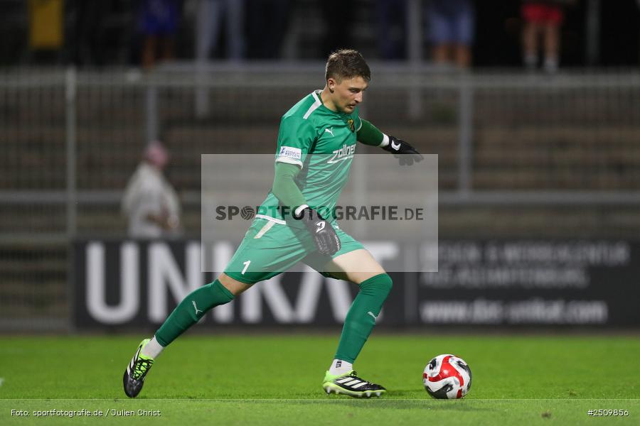 sport, action, Stadion am Schönbusch, SVA, SV Viktoria Aschaffenburg, Regionalliga Bayern, Fussball, DJK Vilzing, DJK, BFV, Aschaffenburg, 9. Spieltag, 19.09.2025 - Bild-ID: 2509856