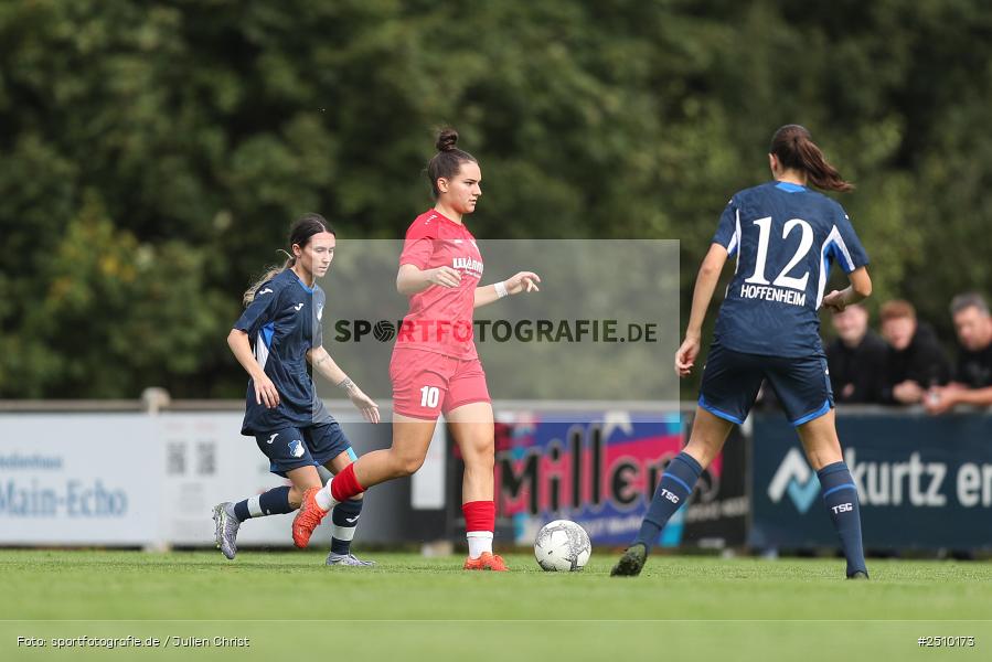 sport, badfv, action, Wertheim-Eichel, Verbandsliga Frauen, TSG Hoffenheim 3, TSG, Sportgelände, Fussball, FCWH, FC Wertheim-Eichel, 21.09.2025 - Bild-ID: 2510173