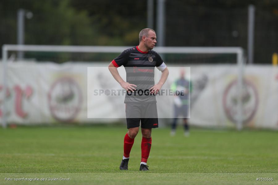 Sportgelände, Karlstadt, 21.09.2025, sport, action, Fussball, BFV, 10. Spieltag, Kreisliga Würzburg Gr. 2, SG Burgsinn, FV Karlstadt - Bild-ID: 2510365