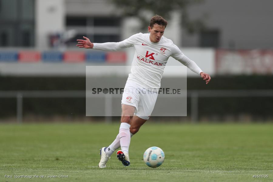 sport, action, Sportgelände, Schwebenried, SV Vatan Spor Aschaffenburg, Landesliga Nordwest, Fussball, DJK Schwebenried/Schwemmelsbach, BFV, 27.09.2025, 13. Spieltag - Bild-ID: 2511705
