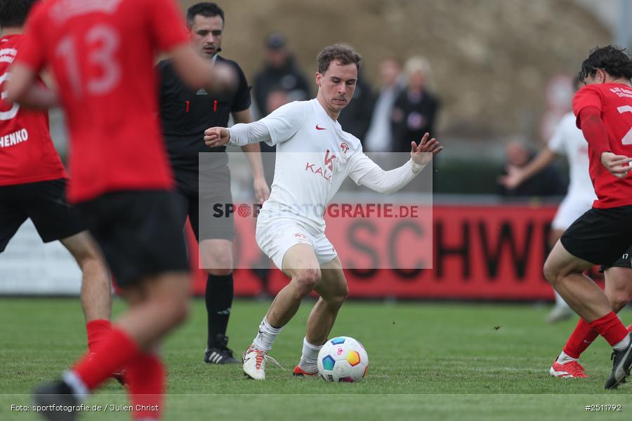 sport, action, Sportgelände, Schwebenried, SV Vatan Spor Aschaffenburg, Landesliga Nordwest, Fussball, DJK Schwebenried/Schwemmelsbach, BFV, 27.09.2025, 13. Spieltag - Bild-ID: 2511792