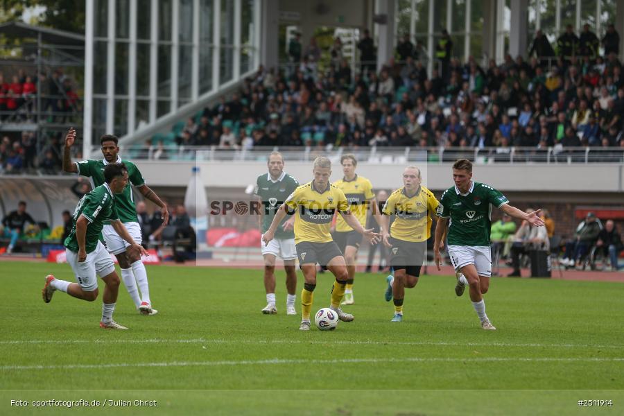sport, action, TSV Alemannia Aachen, TSV, Schweinfurt, Sachs-Stadion, Fussball, FCS, DFB, 8. Spieltag, 3. Liga, 27.09.2025, 1. FC Schweinfurt 1905 - Bild-ID: 2511914