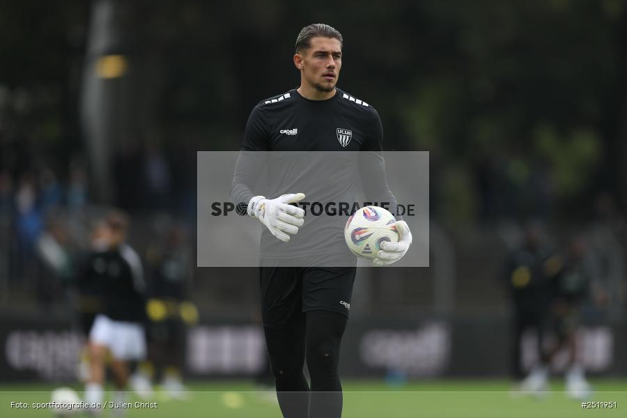 sport, action, TSV Alemannia Aachen, TSV, Schweinfurt, Sachs-Stadion, Fussball, FCS, DFB, 8. Spieltag, 3. Liga, 27.09.2025, 1. FC Schweinfurt 1905 - Bild-ID: 2511951