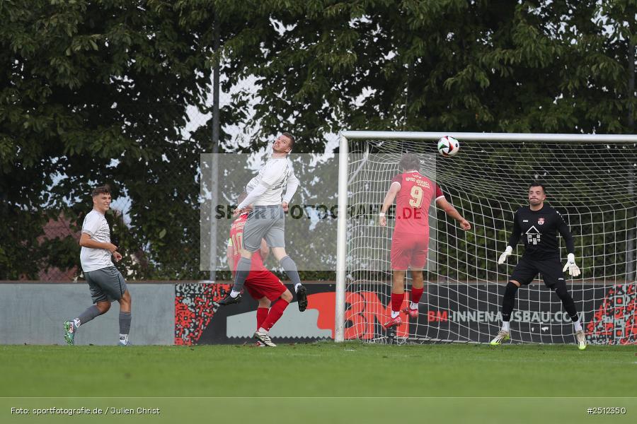 Sportgelände, Pflaumheim, 28.09.2025, sport, action, Fussball, BFV, 11. Spieltag, Bezirksliga Unterfranken West, SPG, TSV, SpVgg Hösbach-Bahnhof, TSV Pflaumheim - Bild-ID: 2512350