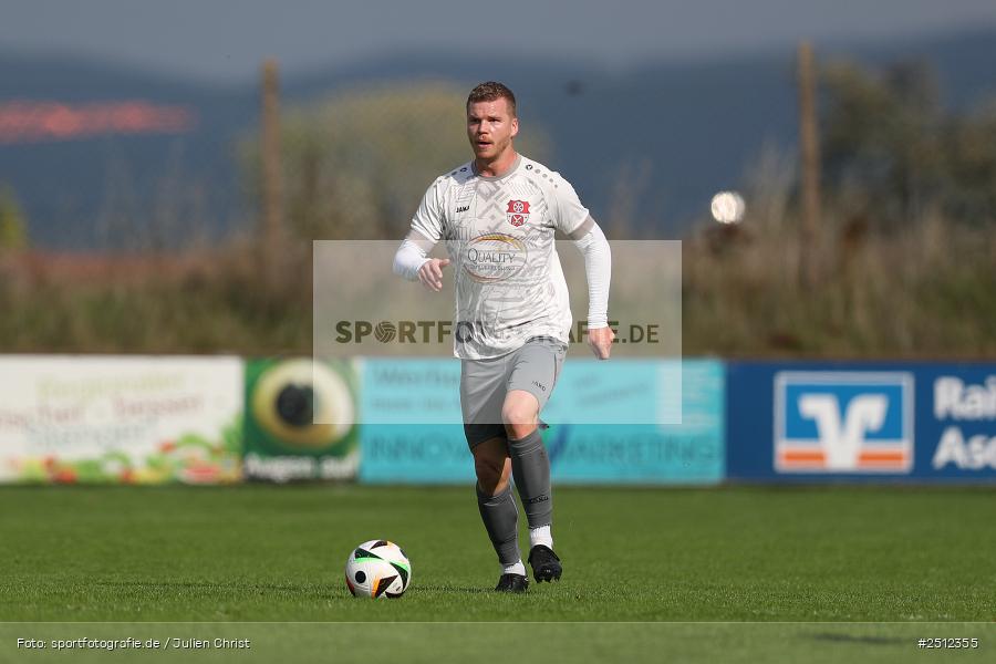 Sportgelände, Pflaumheim, 28.09.2025, sport, action, Fussball, BFV, 11. Spieltag, Bezirksliga Unterfranken West, SPG, TSV, SpVgg Hösbach-Bahnhof, TSV Pflaumheim - Bild-ID: 2512355