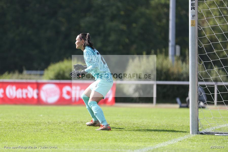 sport, action, SGS Essen, SGS, SANA Sportpark, Offenbach, OFC, Kickers Offenbach, Fussball, Frauen, DFB Pokal, DFB, 28.09.2025, 1. Runde - Bild-ID: 2512399