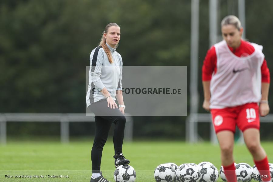 sport, action, SGS Essen, SGS, SANA Sportpark, Offenbach, OFC, Kickers Offenbach, Fussball, Frauen, DFB Pokal, DFB, 28.09.2025, 1. Runde - Bild-ID: 2512428