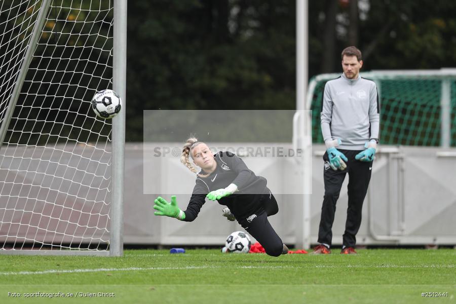 sport, action, SGS Essen, SGS, SANA Sportpark, Offenbach, OFC, Kickers Offenbach, Fussball, Frauen, DFB Pokal, DFB, 28.09.2025, 1. Runde - Bild-ID: 2512441