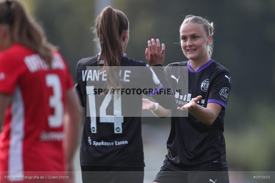 sport, action, SGS Essen, SGS, SANA Sportpark, Offenbach, OFC, Kickers Offenbach, Fussball, Frauen, DFB Pokal, DFB, 28.09.2025, 1. Runde - Bild-ID: 2512630