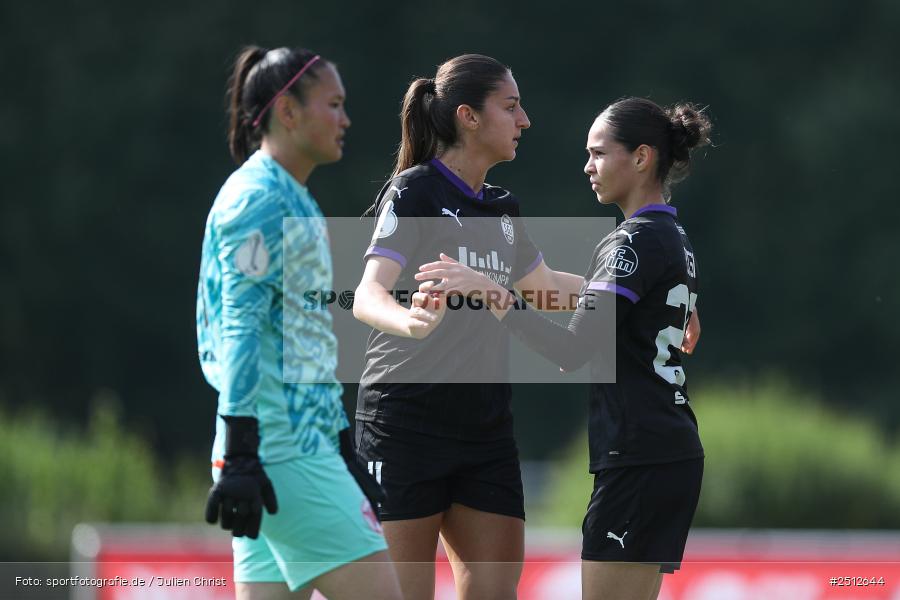 sport, action, SGS Essen, SGS, SANA Sportpark, Offenbach, OFC, Kickers Offenbach, Fussball, Frauen, DFB Pokal, DFB, 28.09.2025, 1. Runde - Bild-ID: 2512644