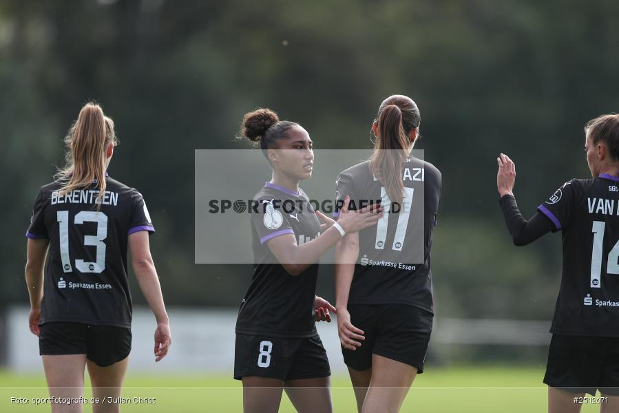 sport, action, SGS Essen, SGS, SANA Sportpark, Offenbach, OFC, Kickers Offenbach, Fussball, Frauen, DFB Pokal, DFB, 28.09.2025, 1. Runde - Bild-ID: 2512671