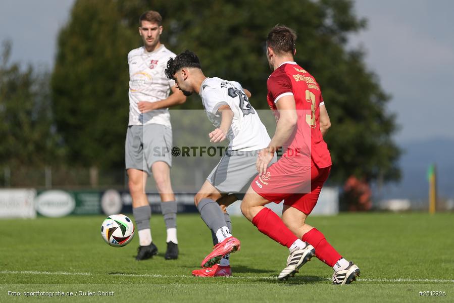 sport, action, TSV Pflaumheim, TSV, Sportgelände, SpVgg Hösbach-Bahnhof, SPG, Pflaumheim, Fussball, Bezirksliga Unterfranken West, BFV, 28.09.2025, 11. Spieltag - Bild-ID: 2512926