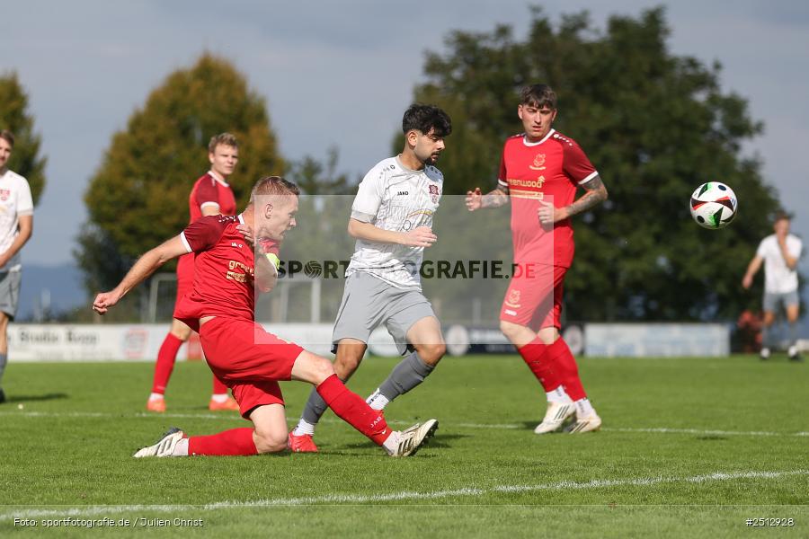 sport, action, TSV Pflaumheim, TSV, Sportgelände, SpVgg Hösbach-Bahnhof, SPG, Pflaumheim, Fussball, Bezirksliga Unterfranken West, BFV, 28.09.2025, 11. Spieltag - Bild-ID: 2512928