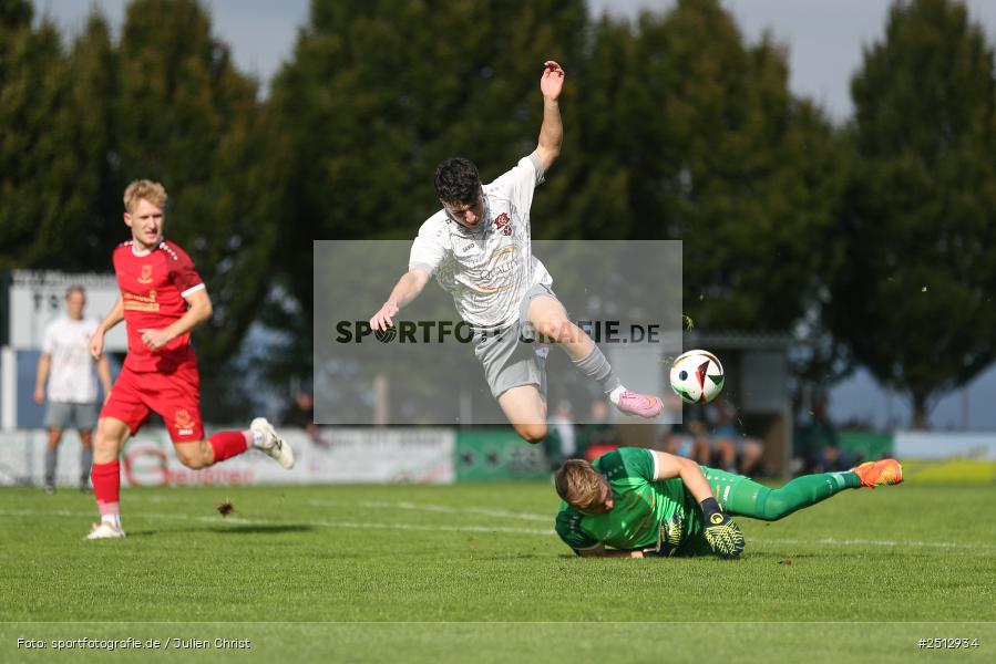sport, action, TSV Pflaumheim, TSV, Sportgelände, SpVgg Hösbach-Bahnhof, SPG, Pflaumheim, Fussball, Bezirksliga Unterfranken West, BFV, 28.09.2025, 11. Spieltag - Bild-ID: 2512934