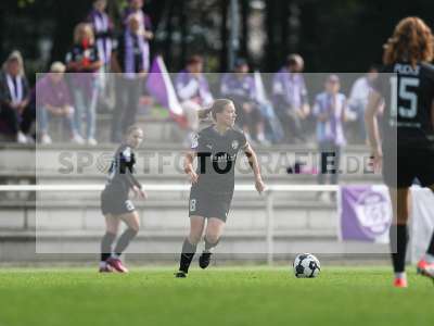 Fotos von Kickers Offenbach - SGS Essen auf sportfotografie.de