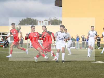 Fotos von FC Bayern Alzenau - SV Rot-Weiss Walldorf auf sportfotografie.de