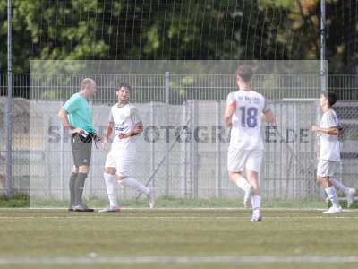 Fotos von FC Bayern Alzenau - SV Rot-Weiss Walldorf auf sportfotografie.de