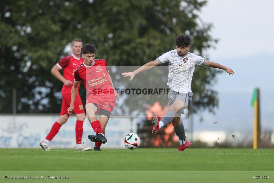 sport, action, TSV Pflaumheim, TSV, Sportgelände, SpVgg Hösbach-Bahnhof, SPG, Pflaumheim, Fussball, Bezirksliga Unterfranken West, BFV, 28.09.2025, 11. Spieltag - Bild-ID: 2513001