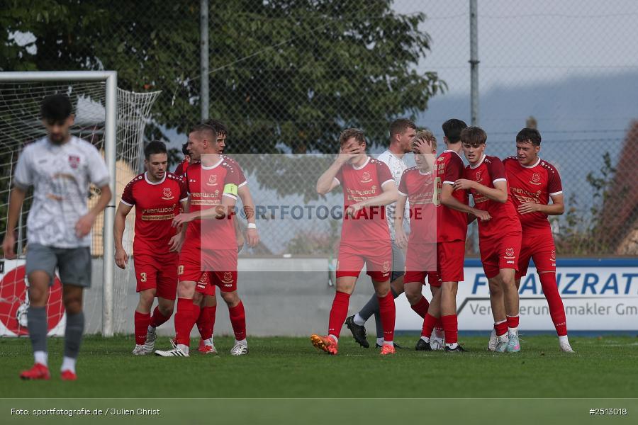 sport, action, TSV Pflaumheim, TSV, Sportgelände, SpVgg Hösbach-Bahnhof, SPG, Pflaumheim, Fussball, Bezirksliga Unterfranken West, BFV, 28.09.2025, 11. Spieltag - Bild-ID: 2513018