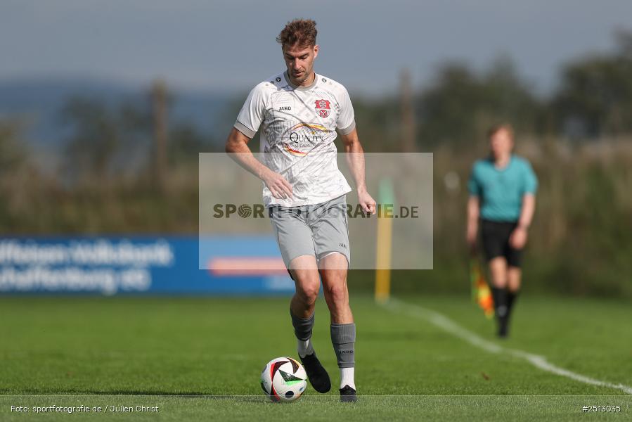 sport, action, TSV Pflaumheim, TSV, Sportgelände, SpVgg Hösbach-Bahnhof, SPG, Pflaumheim, Fussball, Bezirksliga Unterfranken West, BFV, 28.09.2025, 11. Spieltag - Bild-ID: 2513035