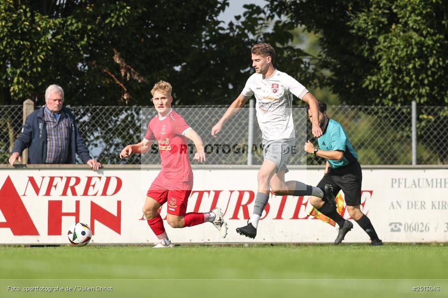 sport, action, TSV Pflaumheim, TSV, Sportgelände, SpVgg Hösbach-Bahnhof, SPG, Pflaumheim, Fussball, Bezirksliga Unterfranken West, BFV, 28.09.2025, 11. Spieltag - Bild-ID: 2513043