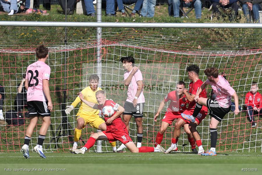 NGN Arena, Aubstadt, 03.10.2025, sport, action, Fussball, BFV, 12. Spieltag, Regionalliga Bayern, SVA, TSV, SV Viktoria Aschaffenburg, TSV Aubstadt - Bild-ID: 2513078