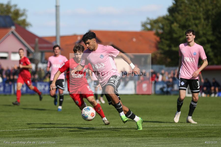 sport, action, TSV Aubstadt, TSV, SVA, SV Viktoria Aschaffenburg, Regionalliga Bayern, NGN Arena, Fussball, BFV, Aubstadt, 12. Spieltag, 03.10.2025 - Bild-ID: 2513121