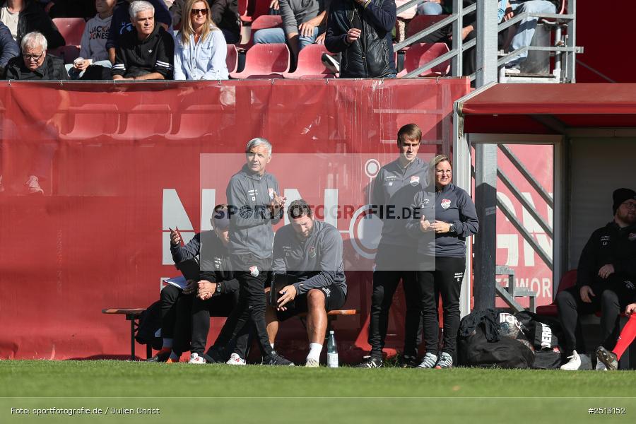 sport, action, TSV Aubstadt, TSV, SVA, SV Viktoria Aschaffenburg, Regionalliga Bayern, NGN Arena, Fussball, BFV, Aubstadt, 12. Spieltag, 03.10.2025 - Bild-ID: 2513152