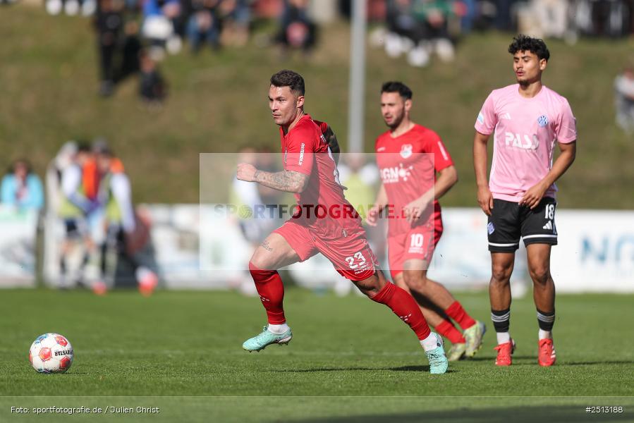 sport, action, TSV Aubstadt, TSV, SVA, SV Viktoria Aschaffenburg, Regionalliga Bayern, NGN Arena, Fussball, BFV, Aubstadt, 12. Spieltag, 03.10.2025 - Bild-ID: 2513188