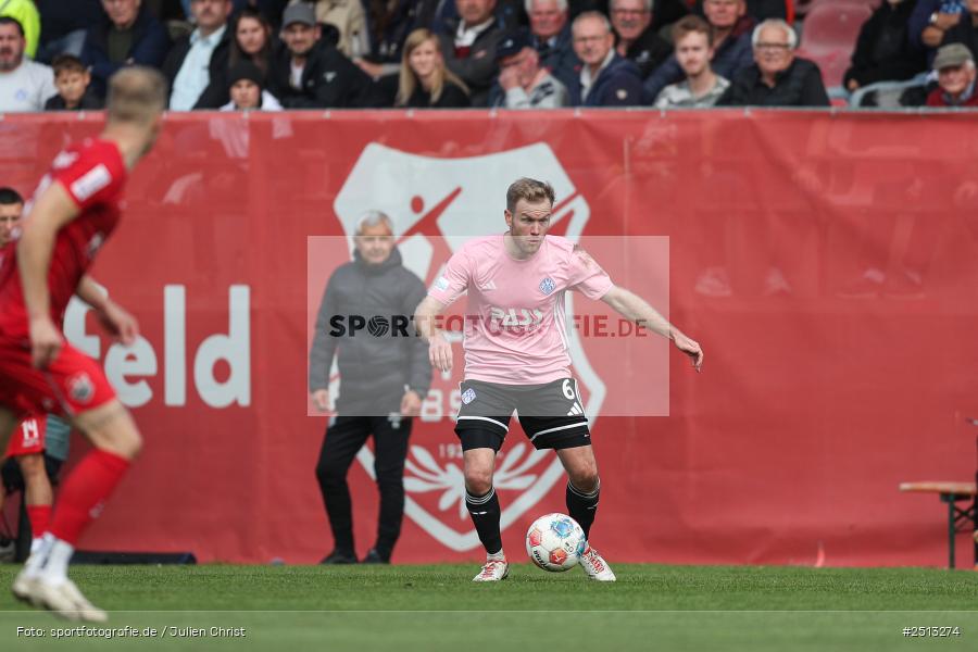 sport, action, TSV Aubstadt, TSV, SVA, SV Viktoria Aschaffenburg, Regionalliga Bayern, NGN Arena, Fussball, BFV, Aubstadt, 12. Spieltag, 03.10.2025 - Bild-ID: 2513274