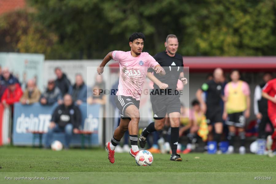 sport, action, TSV Aubstadt, TSV, SVA, SV Viktoria Aschaffenburg, Regionalliga Bayern, NGN Arena, Fussball, BFV, Aubstadt, 12. Spieltag, 03.10.2025 - Bild-ID: 2513289