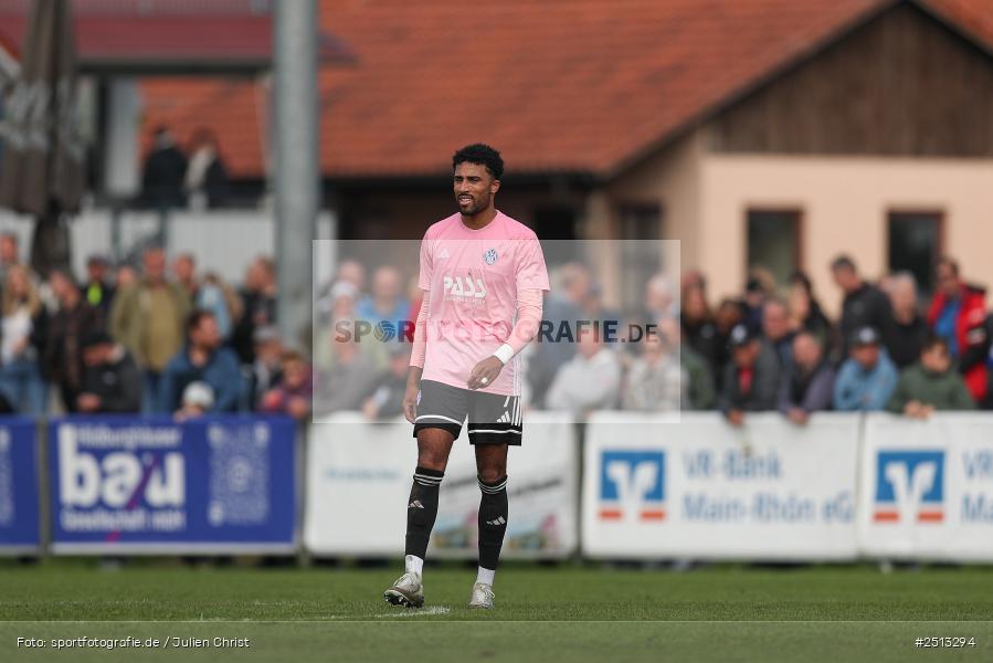 sport, action, TSV Aubstadt, TSV, SVA, SV Viktoria Aschaffenburg, Regionalliga Bayern, NGN Arena, Fussball, BFV, Aubstadt, 12. Spieltag, 03.10.2025 - Bild-ID: 2513294