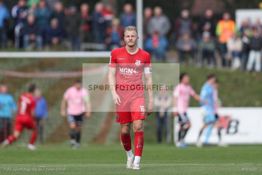 sport, action, TSV Aubstadt, TSV, SVA, SV Viktoria Aschaffenburg, Regionalliga Bayern, NGN Arena, Fussball, BFV, Aubstadt, 12. Spieltag, 03.10.2025 - Bild-ID: 2513301