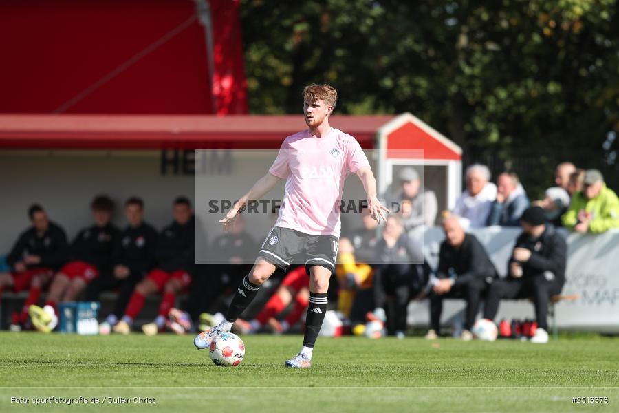 sport, action, TSV Aubstadt, TSV, SVA, SV Viktoria Aschaffenburg, Regionalliga Bayern, NGN Arena, Fussball, BFV, Aubstadt, 12. Spieltag, 03.10.2025 - Bild-ID: 2513373