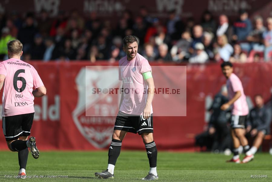 sport, action, TSV Aubstadt, TSV, SVA, SV Viktoria Aschaffenburg, Regionalliga Bayern, NGN Arena, Fussball, BFV, Aubstadt, 12. Spieltag, 03.10.2025 - Bild-ID: 2513398
