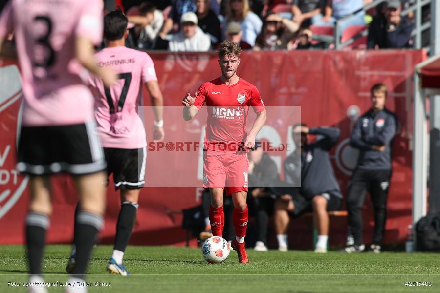 sport, action, TSV Aubstadt, TSV, SVA, SV Viktoria Aschaffenburg, Regionalliga Bayern, NGN Arena, Fussball, BFV, Aubstadt, 12. Spieltag, 03.10.2025 - Bild-ID: 2513406